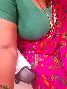 Živý XXX chat Tamil_Ammani