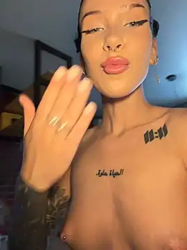 Chatroom XXX en direct de XEye_Candy