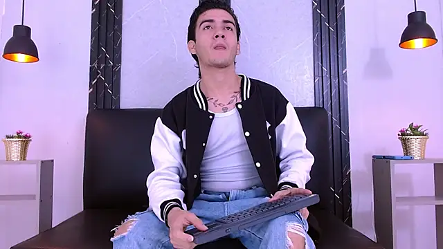 Feiccer_Castquer Show Webcam