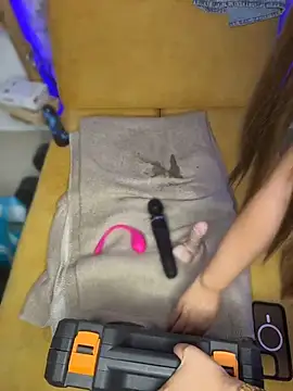 XXX chat uživo modela Devils__den