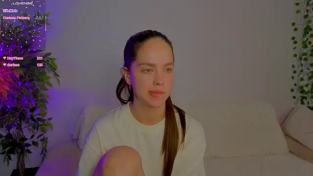 XXX chat uživo modela MeiLiscio