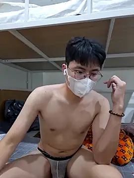 Gwencloudy 现场XXX聊天