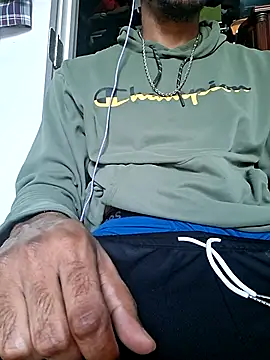 bigboytoy912's Live XXX Chat