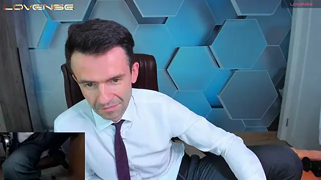 Онлайн чат XXX SteveTiger