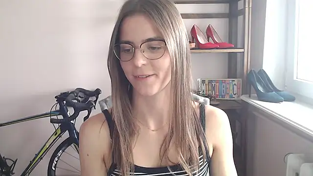 love_megi élő XXX-chatje