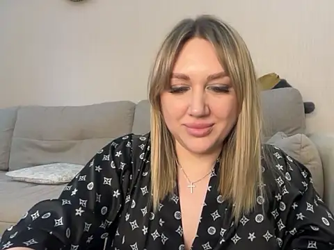 VickyLove047 élő XXX-chatje