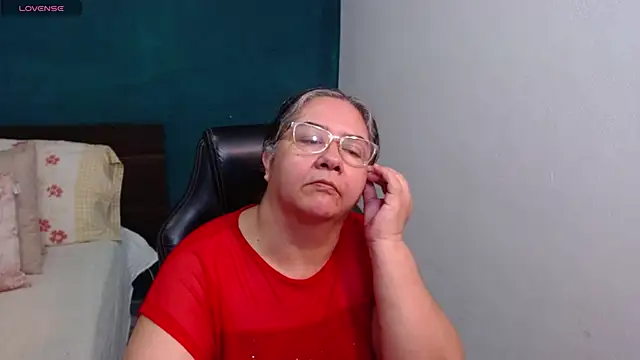 scaelettdubois Adlı Modelin Canlı XXX Sohbeti