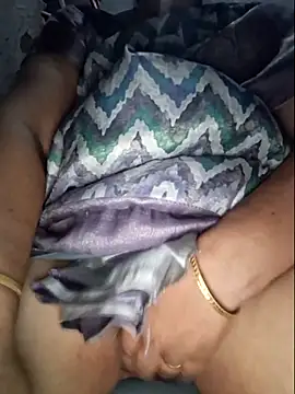 indianhotwife639 即時 XXX 聊天