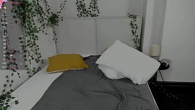 BlondeSambuca élő XXX-chatje
