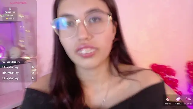 Valk_submissive's Live XXX Chat