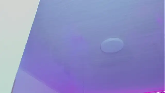 Lesly_Connorr webkamerás műsora