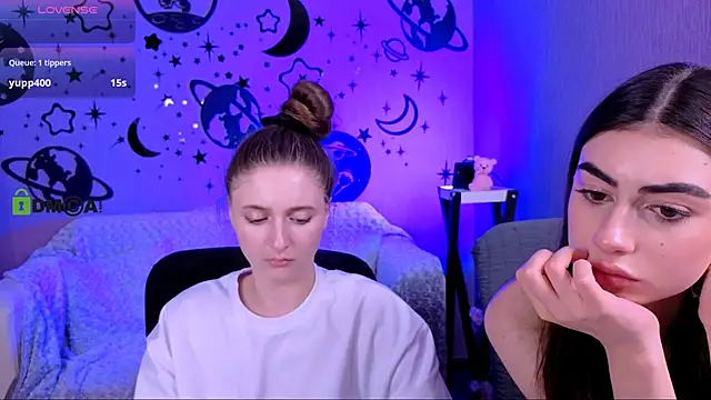 Chat XXX en directo de nekky_mouse