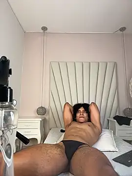 Taylor_gray7 Adlı Modelin Canlı XXX Sohbeti