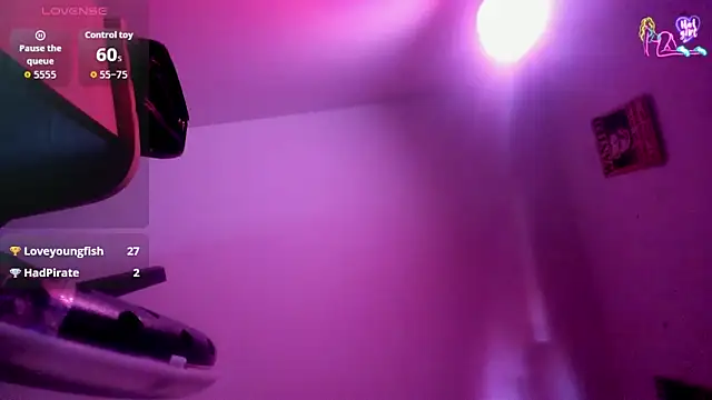 Minami_Nakamura élő XXX-chatje