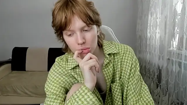 StellaDavis élő XXX-chatje