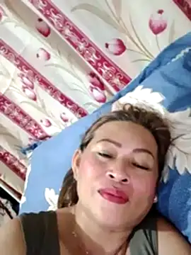 merr_ann123's Live XXX Chat