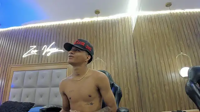 Mael_Jason Live XXX Chat