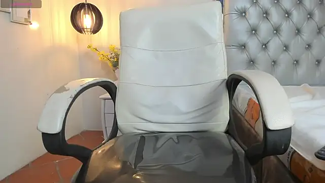 Онлайн чат XXX kathepickmanx