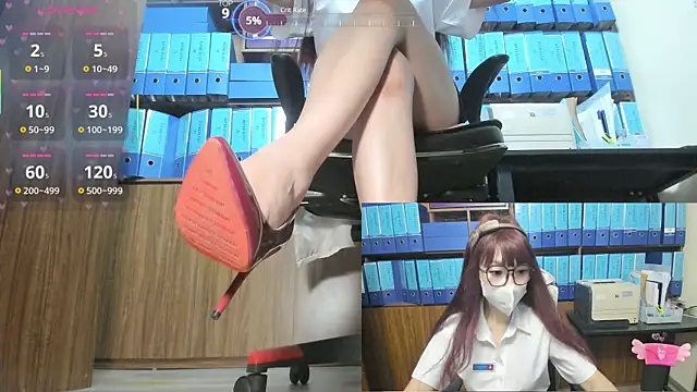 Chat +18 de Office_Sexy ao vivo