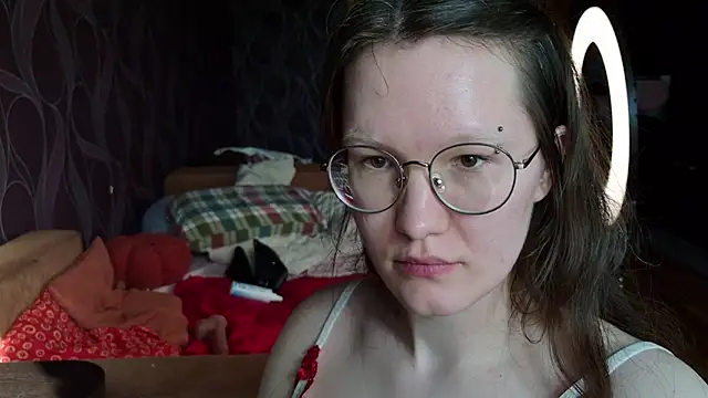 hairyMira élő XXX-chatje