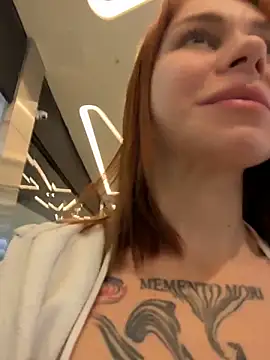 RosieSecret's Live XXX Chat