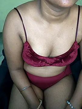 MISS_MADHURIBABY élő XXX-chatje