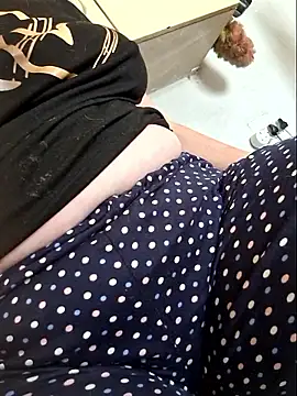 lucyladybug's Live XXX Chat