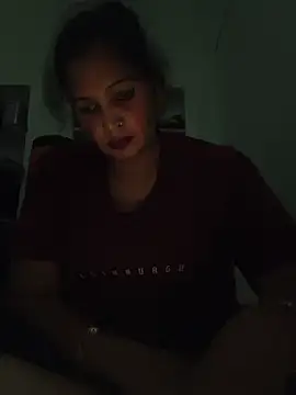 Mohni_love élő XXX-chatje