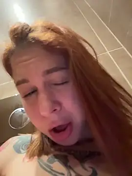 RosieSecret élő XXX-chatje
