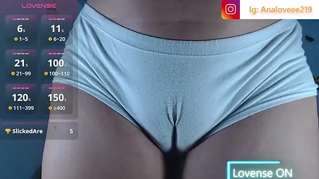 ana_studio élő XXX-chatje