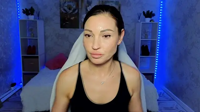 Chatroom XXX en direct de NikoleMills