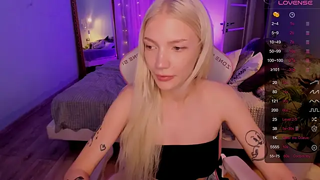 AnyaTaylor_のライブXXXチャット