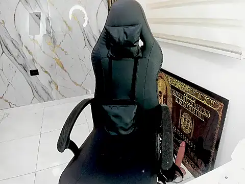 queen_findom1 élő XXX-chatje