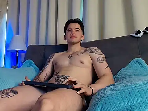 RONNY_COLTON Chat XXX live