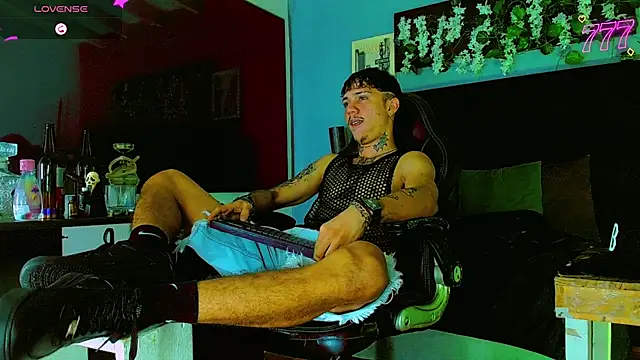 HannibalLester – Naživo XXX chat