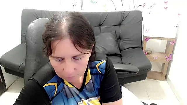 victoria_jones' Live XXX Chat