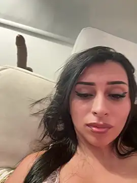 Chatroom XXX en direct de sweetAli_