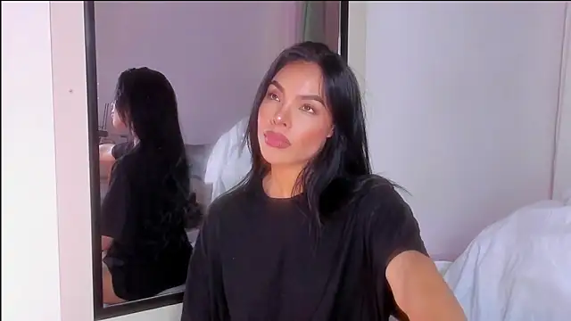 دردشة Blackywhiite الجنسية المباشرة