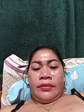 SweetChubbyMommy_02 Adlı Modelin Canlı XXX Sohbeti