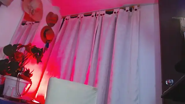 Chat XXX en directo de estelamaris1