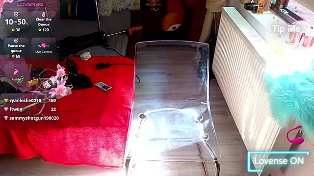 Chat +18 de SandraMilano ao vivo
