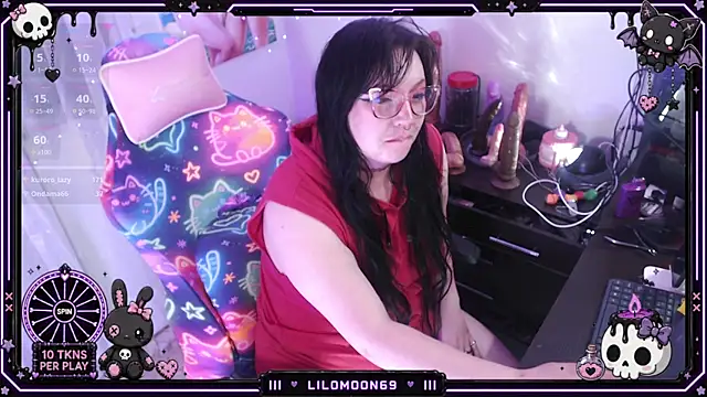 LiloMoon69のライブXXXチャット