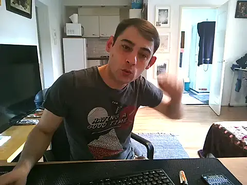 XXX chat uživo modela mihaimichael
