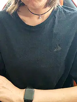 Aashikalaa's Live XXX Chat