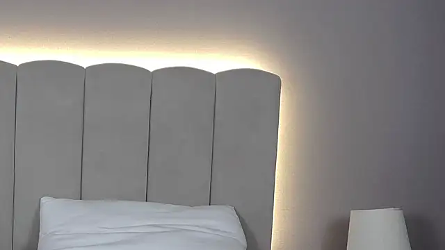 EllaNoa_ XXX чат на живо