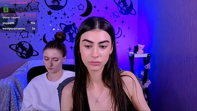 XXX chat uživo modela nekky_mouse