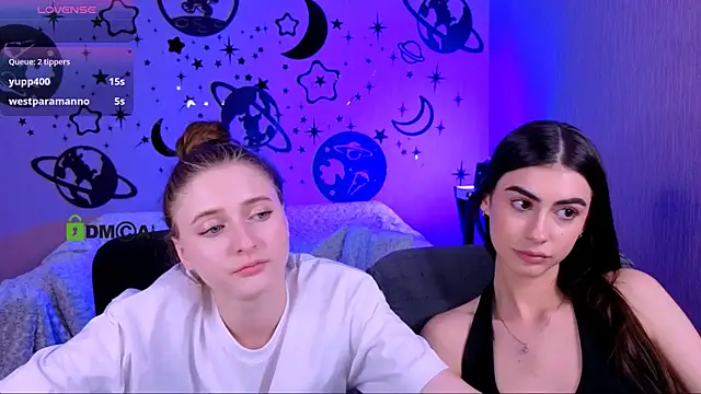 Chat XXX en directo de nekky_mouse