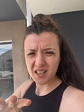 XXX chat uživo modela bunnythetailor