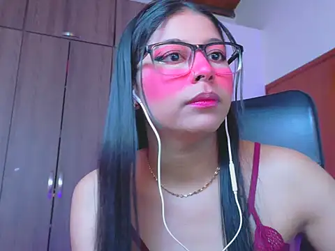 XXX chat uživo modela _ALLYSON18_