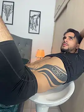 Maximiliano_fordn Live XXX chat